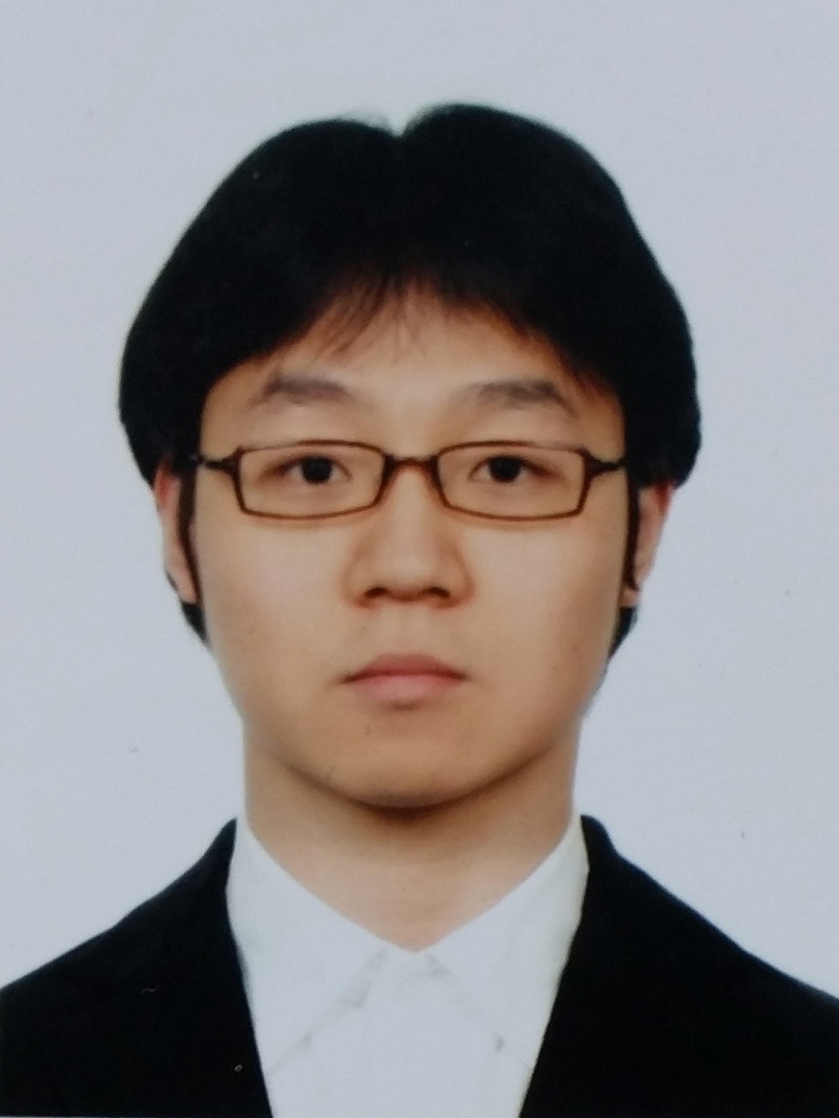 강석현
